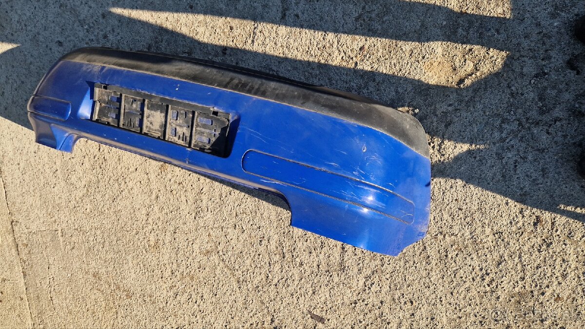 Zadny nárazník golf 4 hatchback - 2