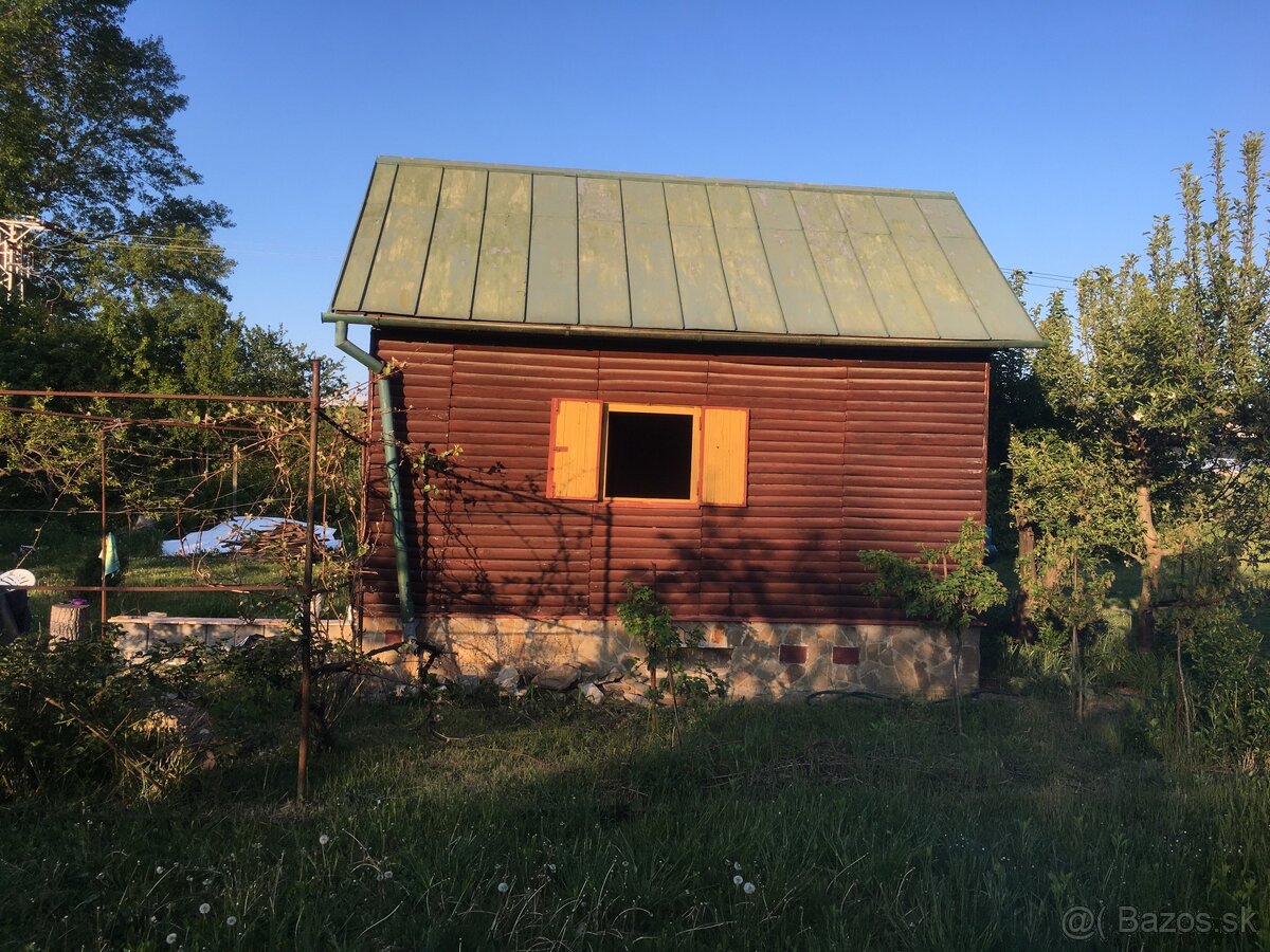 Záhrada s chatkou - 2