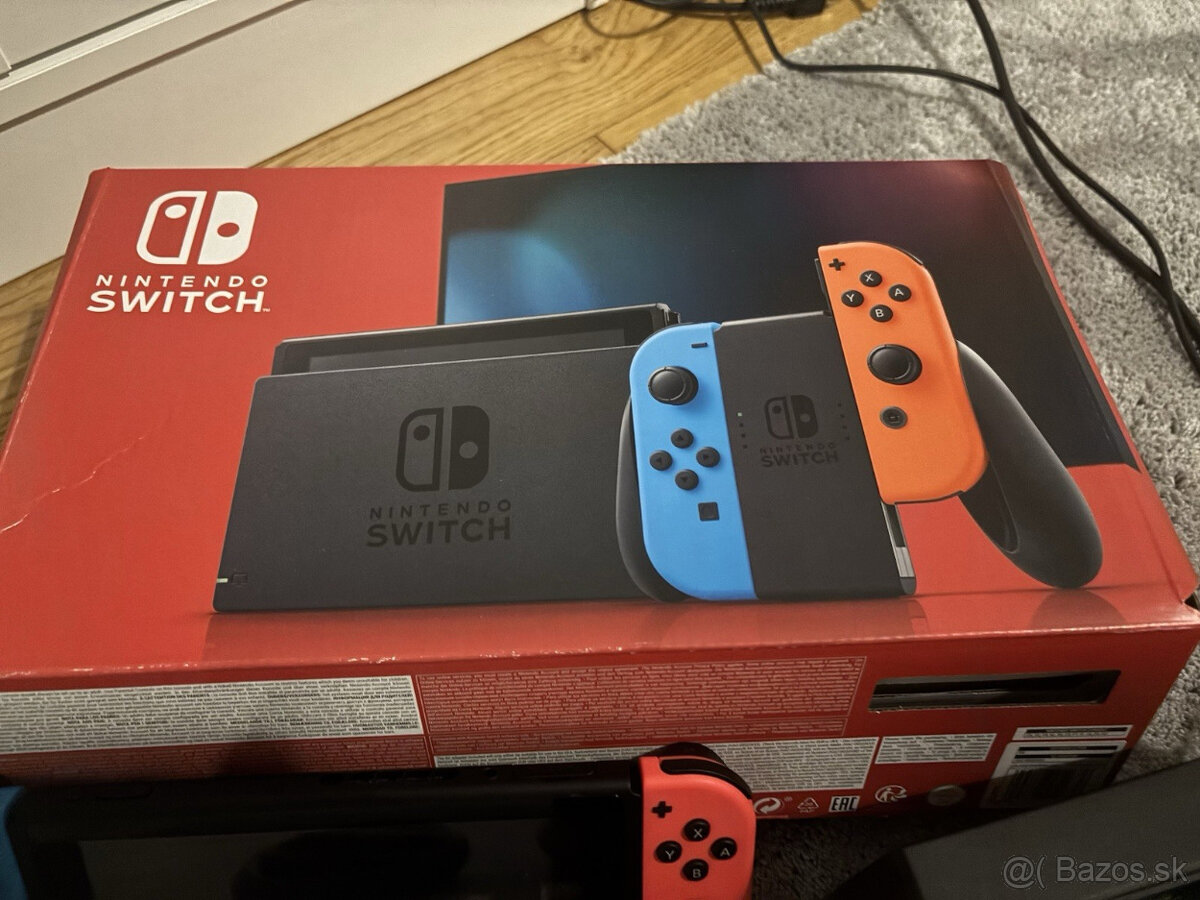 Nintendo Switch s hrami a príslušenstvom - 2