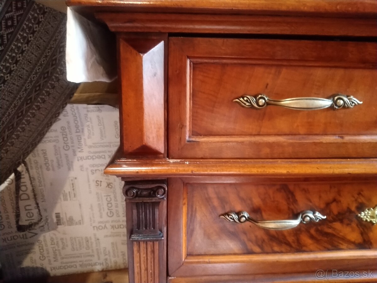 Predám komodu sedem šuflíkovu - 2