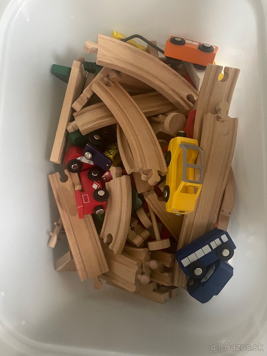 Drevená vlaková stanica - 2