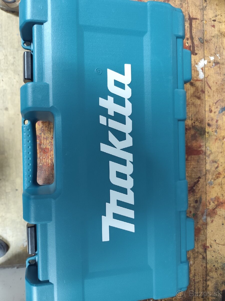 Chvostova píla Makita JR3051t - 2