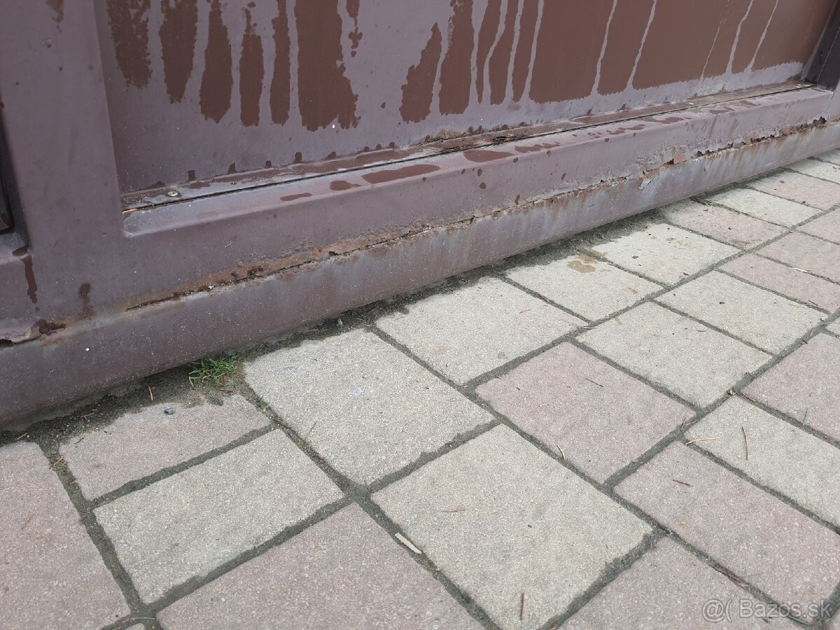 Samonostna brana - 2