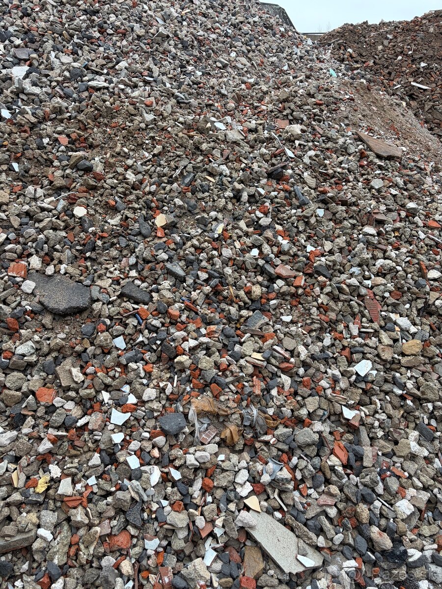 Predám zmesny recyklat - 2