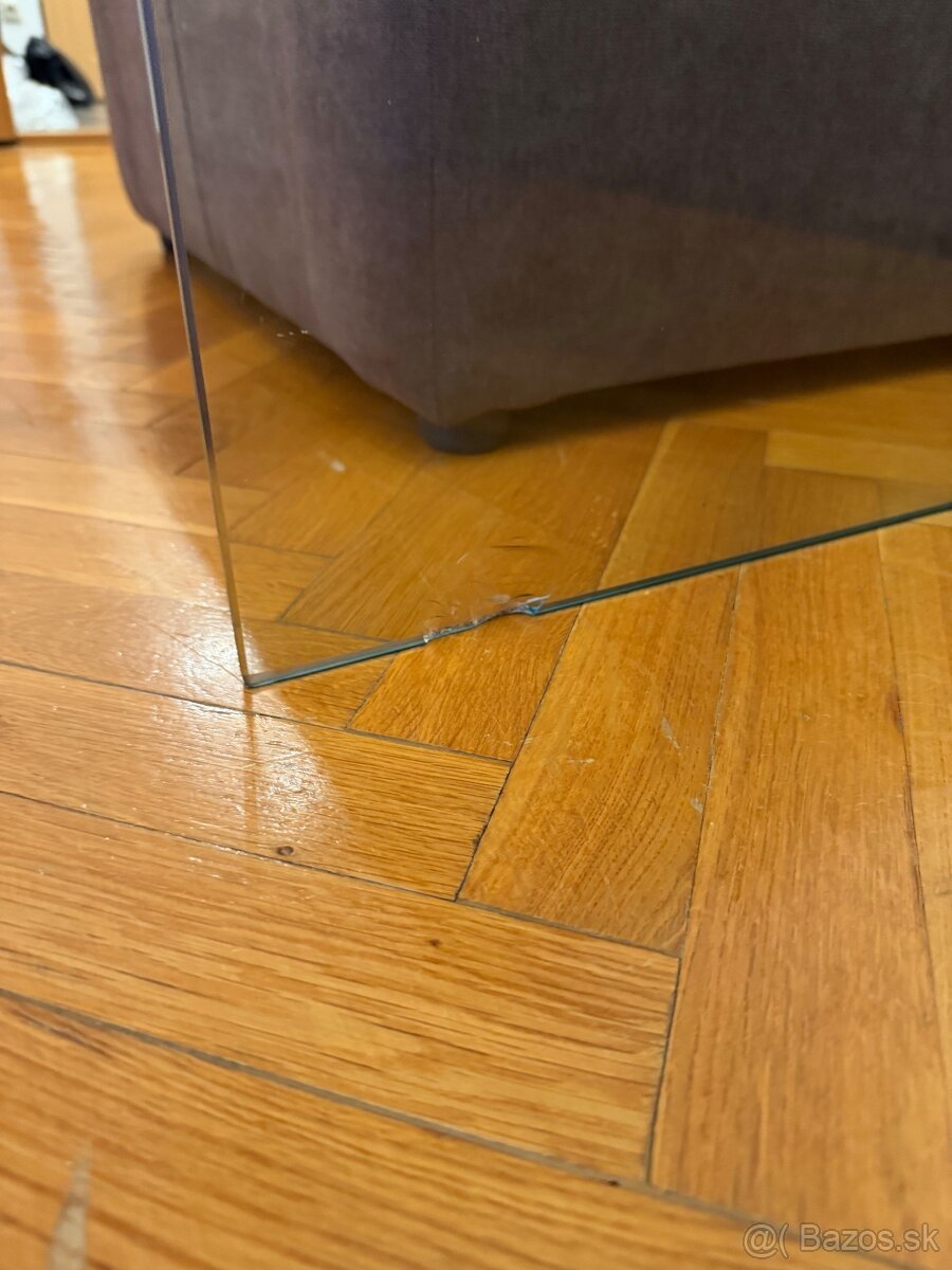 Konferencny stolik - 2