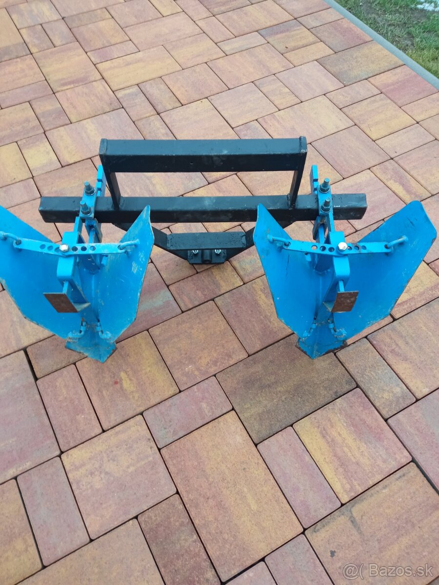 Dvojriadkovač Agzat, tera vari - 2