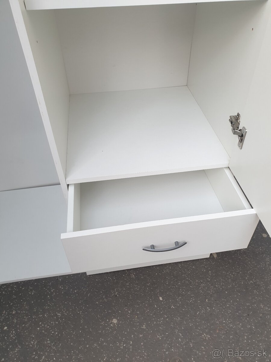 Na Predaj Skriňa - 2