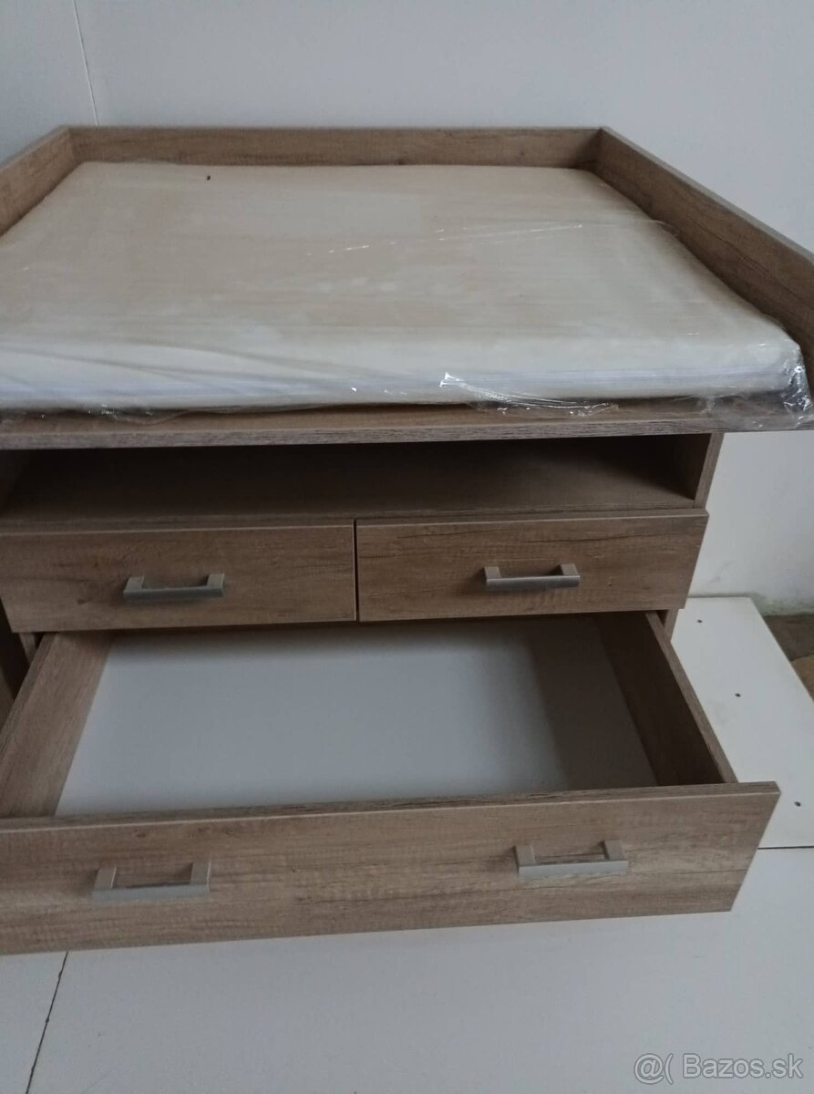 Komoda / prebalovaci pult - 2