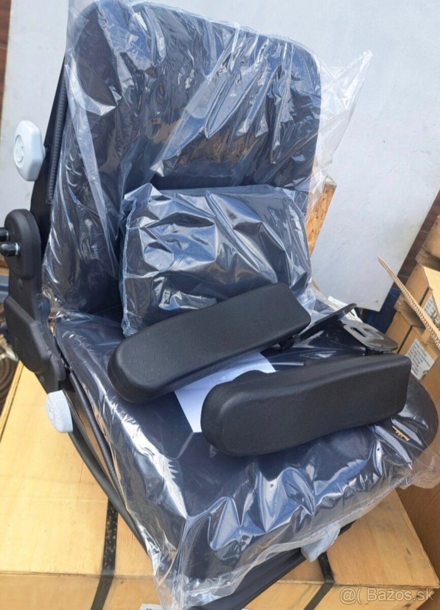 Sedacka traktor Zetor - 2