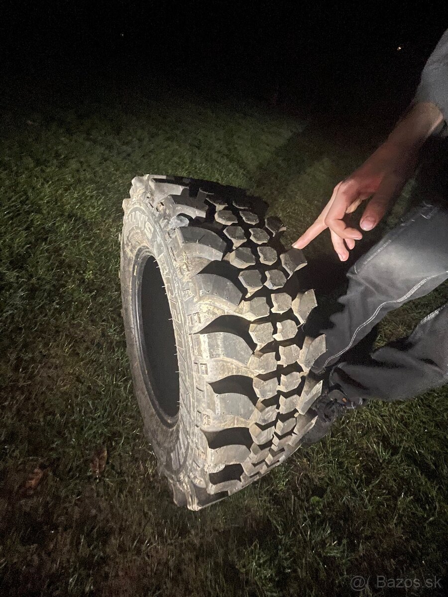 215/75r15 - 2