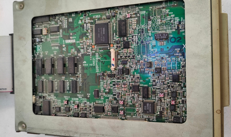 Yamaha CD mechanika CDR102 + kábel iSCSI - 2