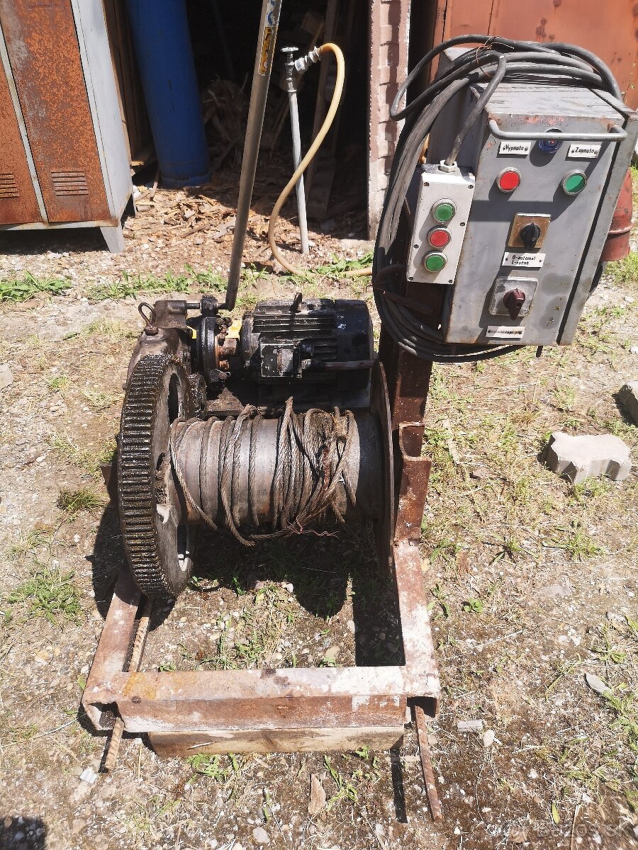 Elektrický navijak. - 2