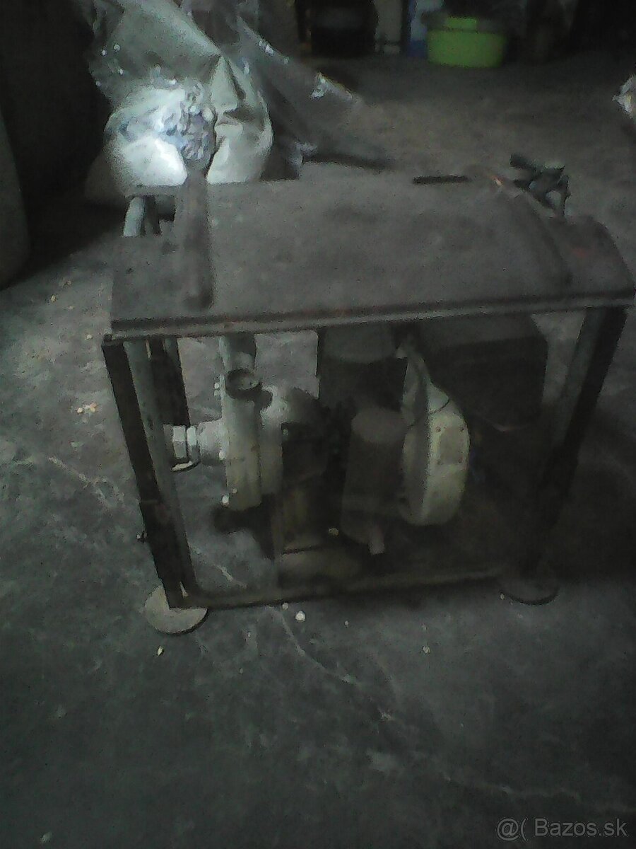 Predam čerpadlo na vodu, - 2