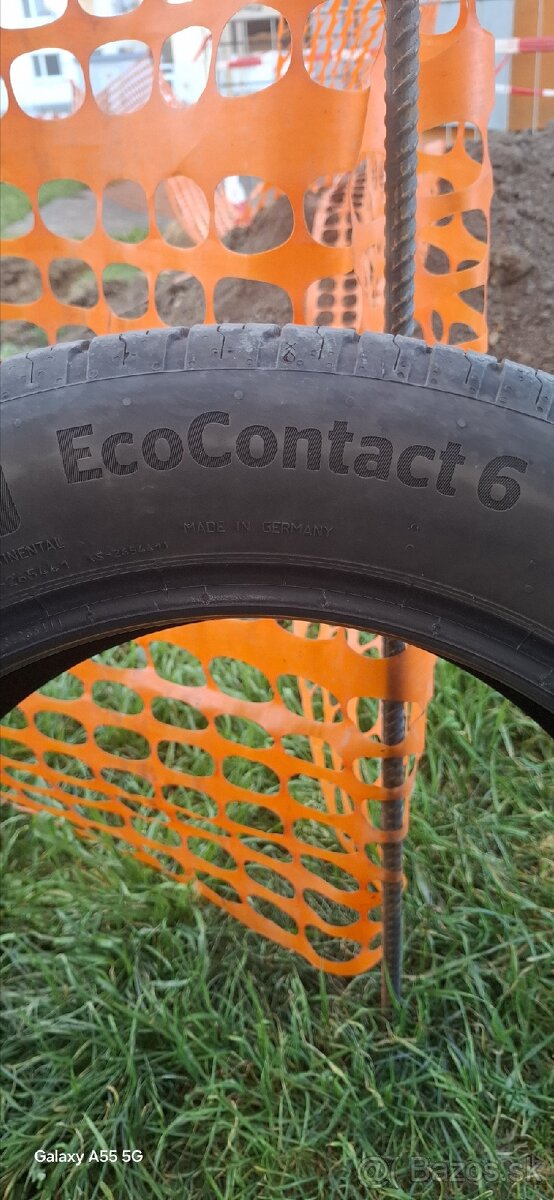 Continental 215/55 r17V - 2