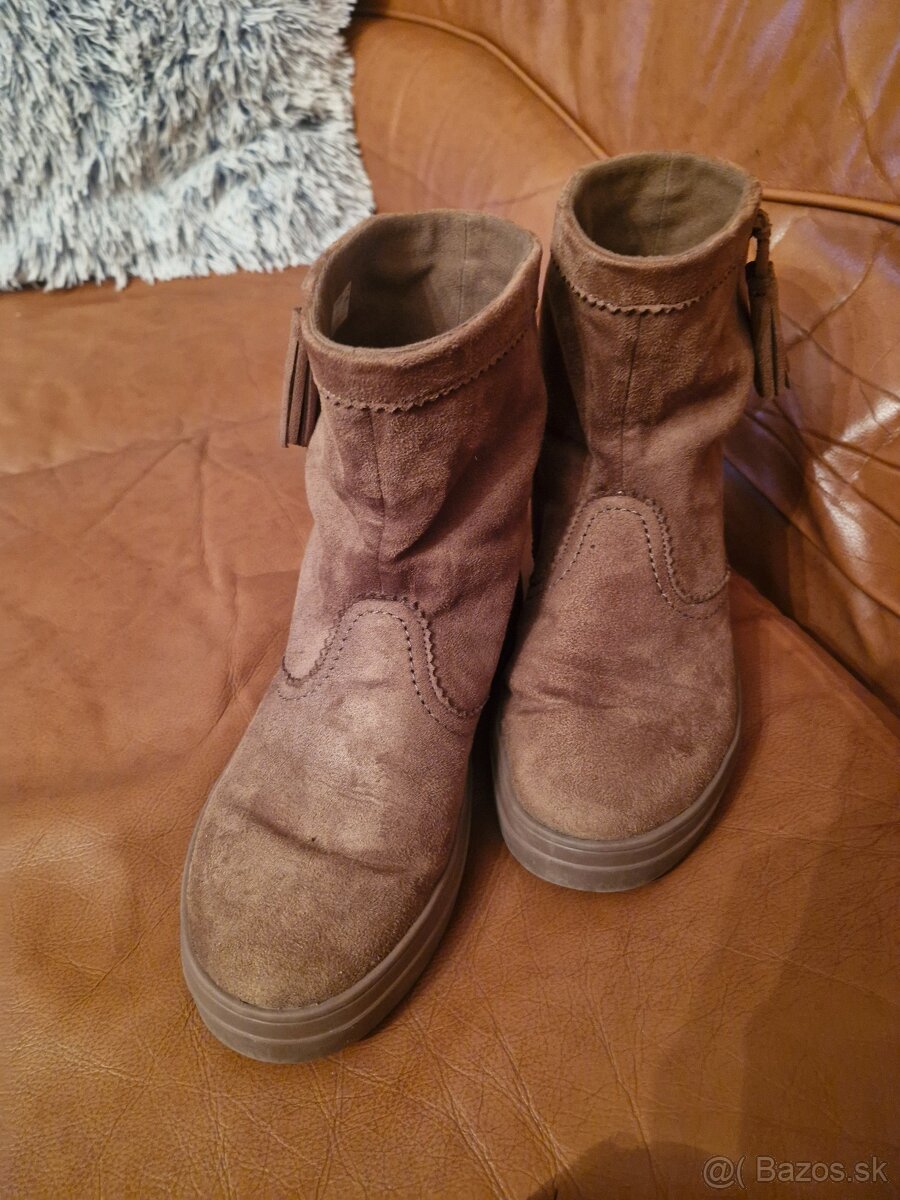 Prechodne hnede čižmičky Crocs v. 38/39 - 2