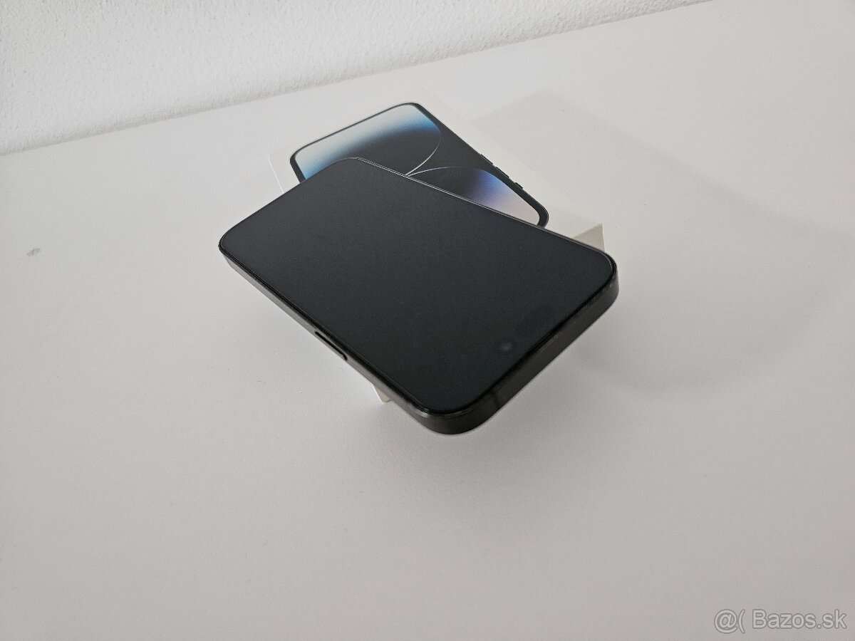 Apple iPhone 14 Pro - 2