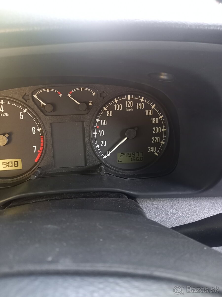 Octavia 1 1.6 74kw - 2