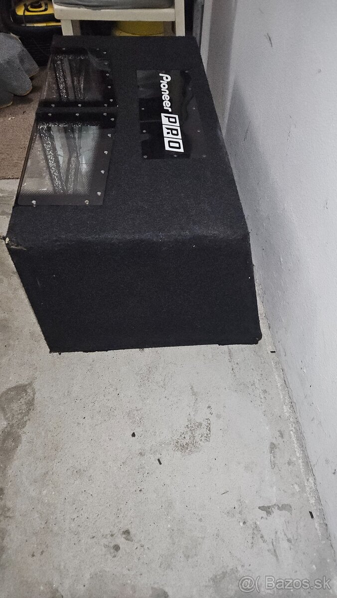 Predám box na subwoofer - 2
