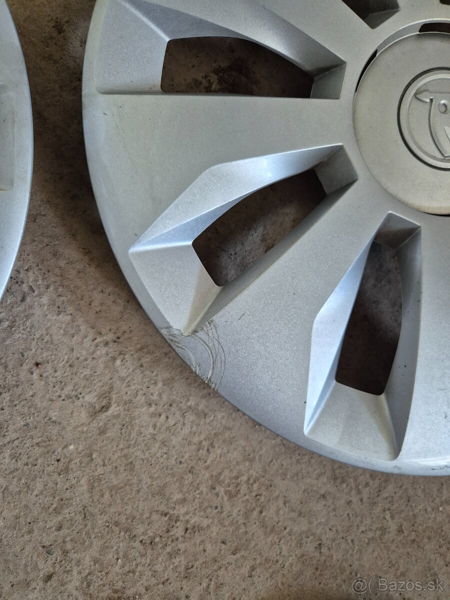 Puklice Skoda 15 "" - originál - 2