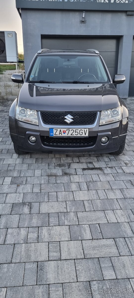 Suzuki Grant Vitara - 2