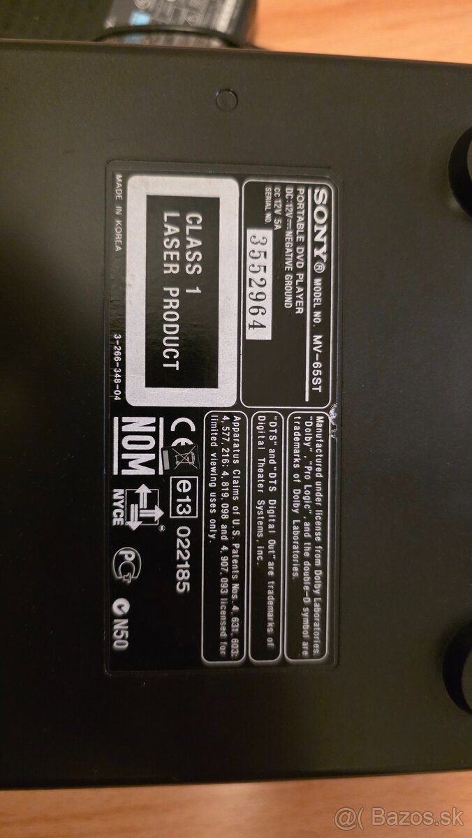 SONY do auta DVD prehrávač. - 2