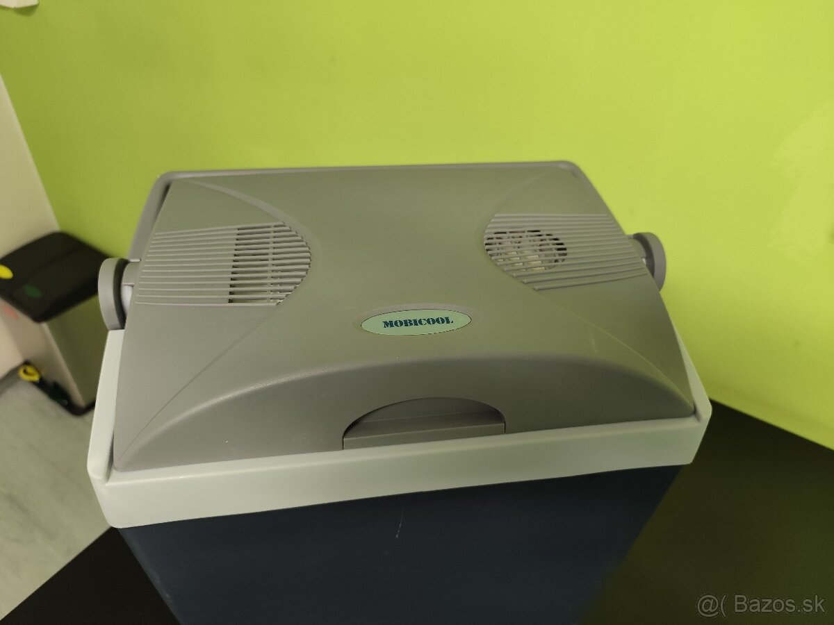 Predám autochladničku značky MOBICOOL - 2