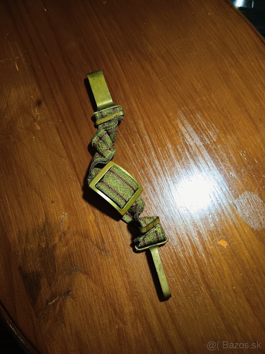 Zavesnik,kordik ,šabla vz.52 , - 2