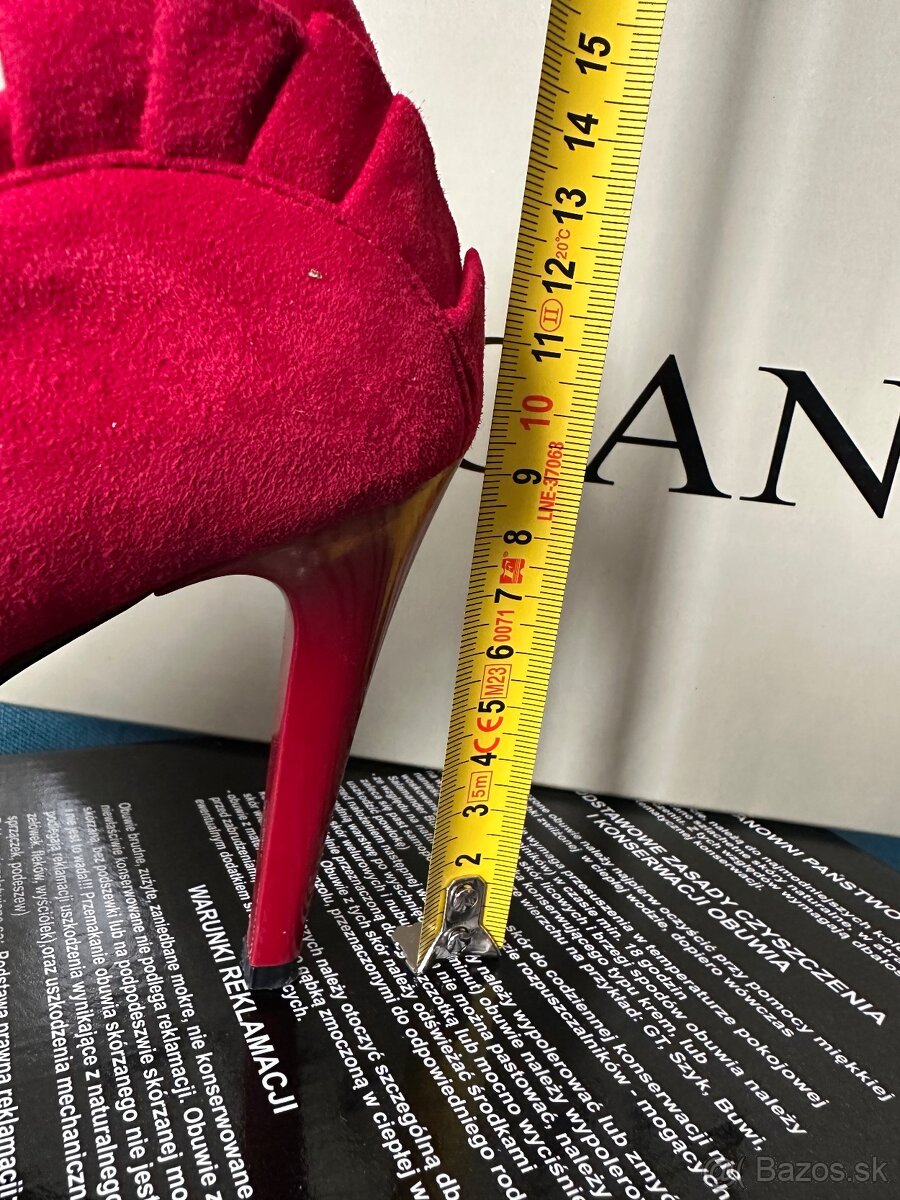 SAGAN-Červene lodičky č. 39 - 2