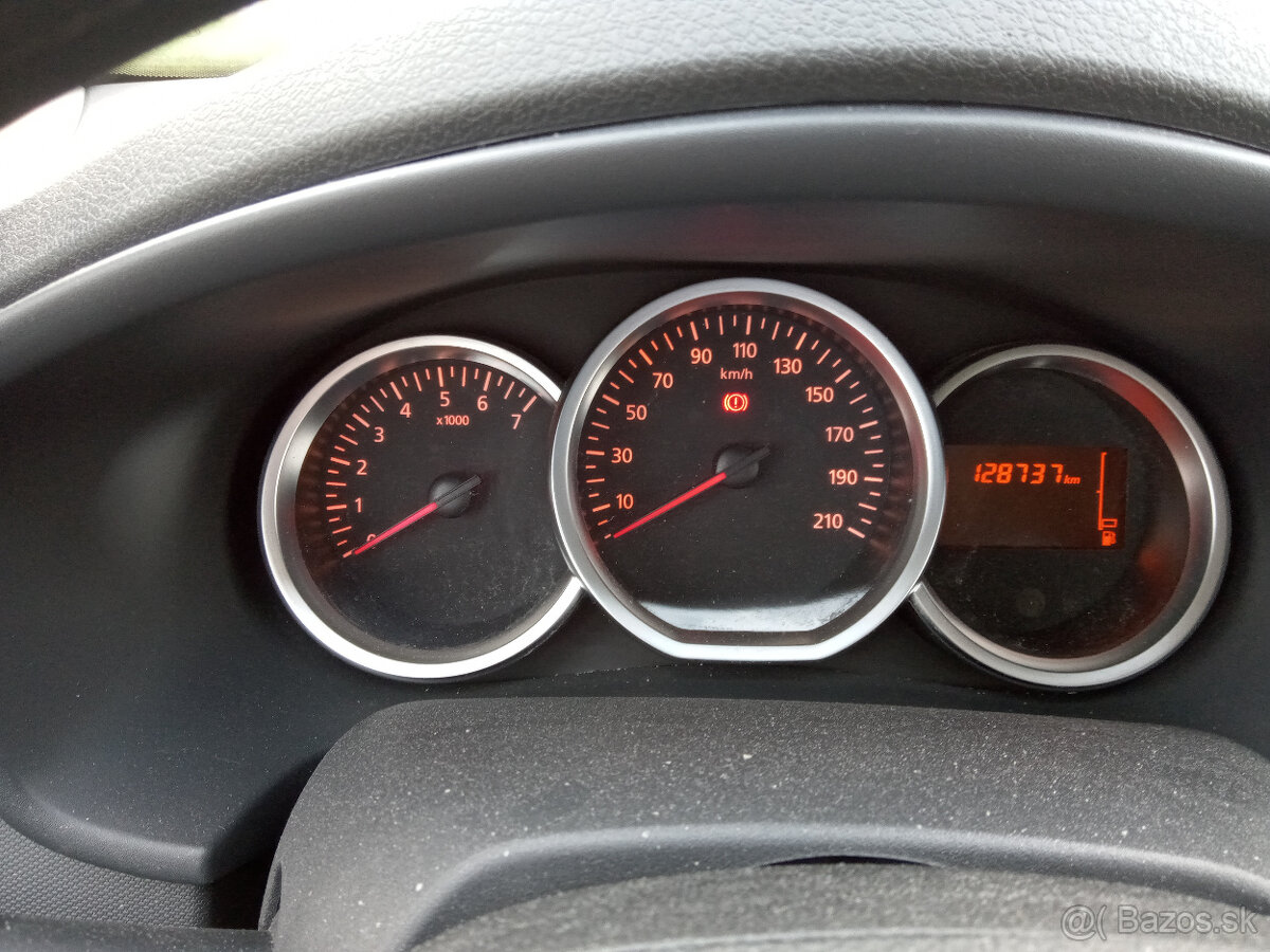 Logan MCVII Stepway - 2