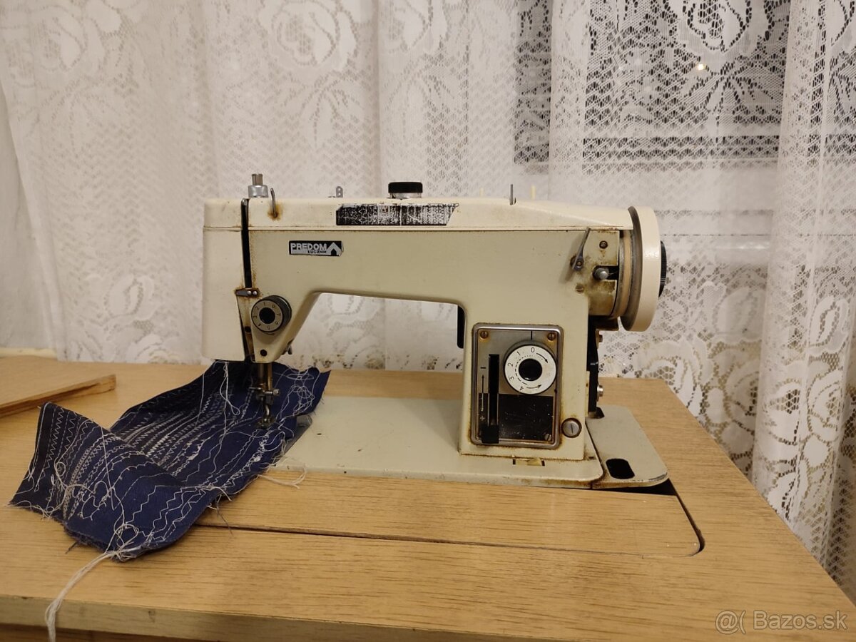 Šijací stroj - 2