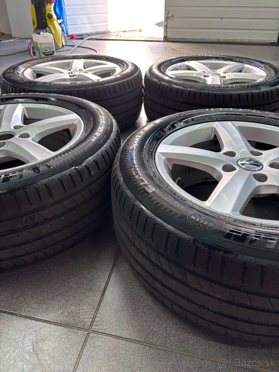 VW Touareg R18 originál sada leto - 2