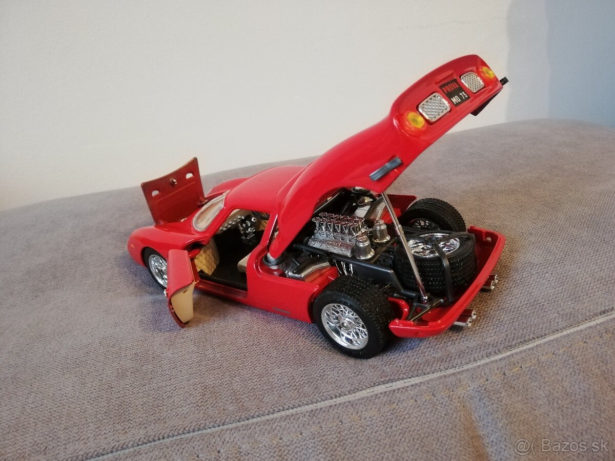 1:18 FERRARI 250 LeMans - 2