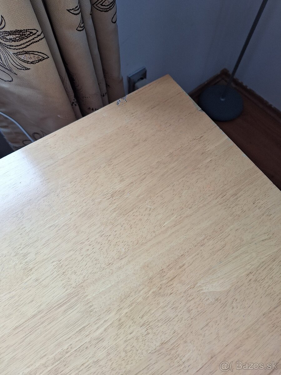 Jedálenský stôl so stoličkami - 2