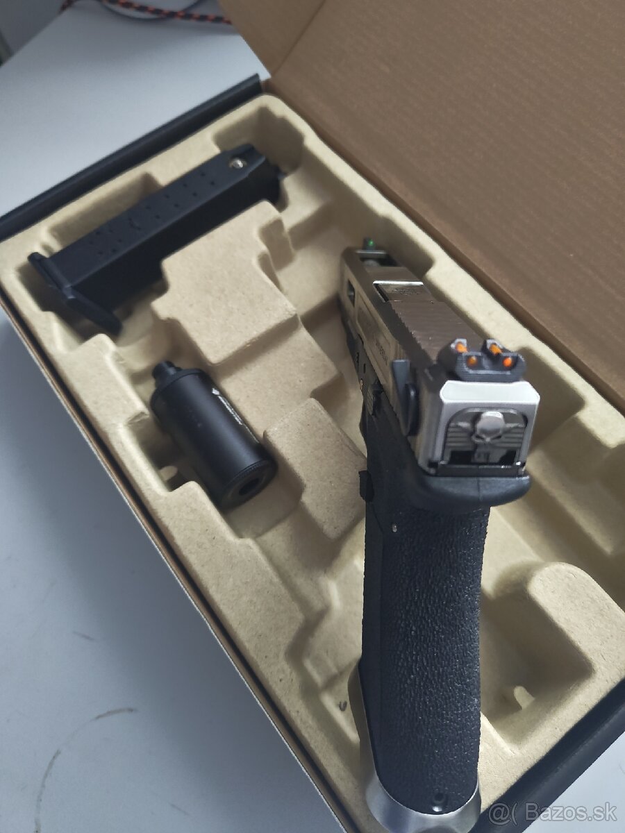 WE 18 glock - 2