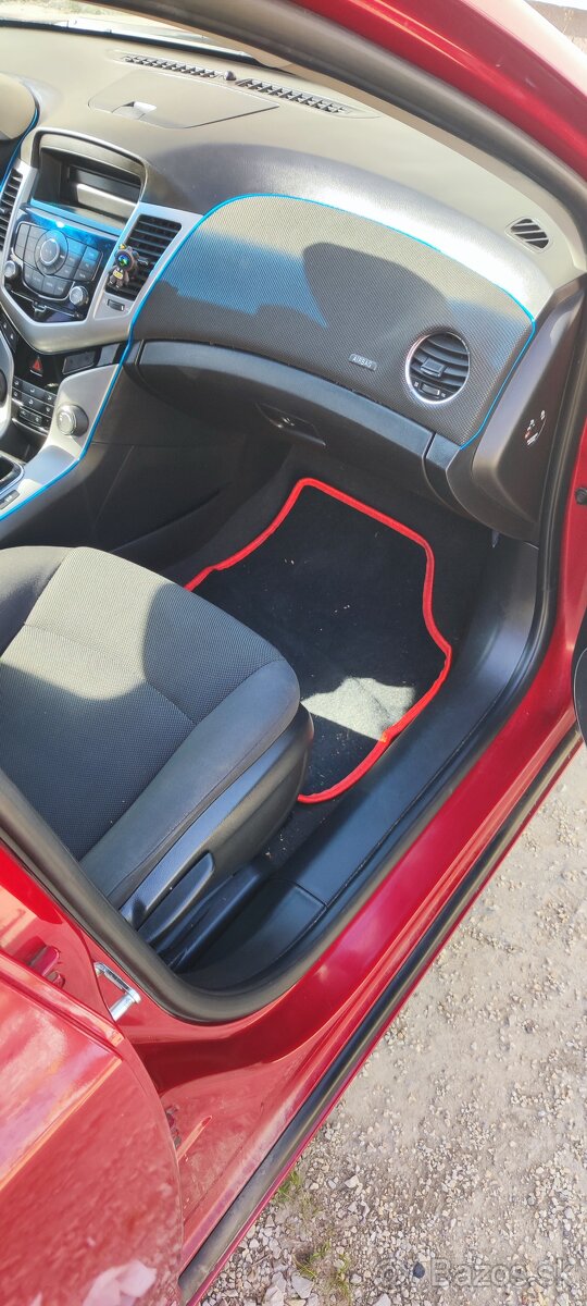 Chevrolet Cruze - 2
