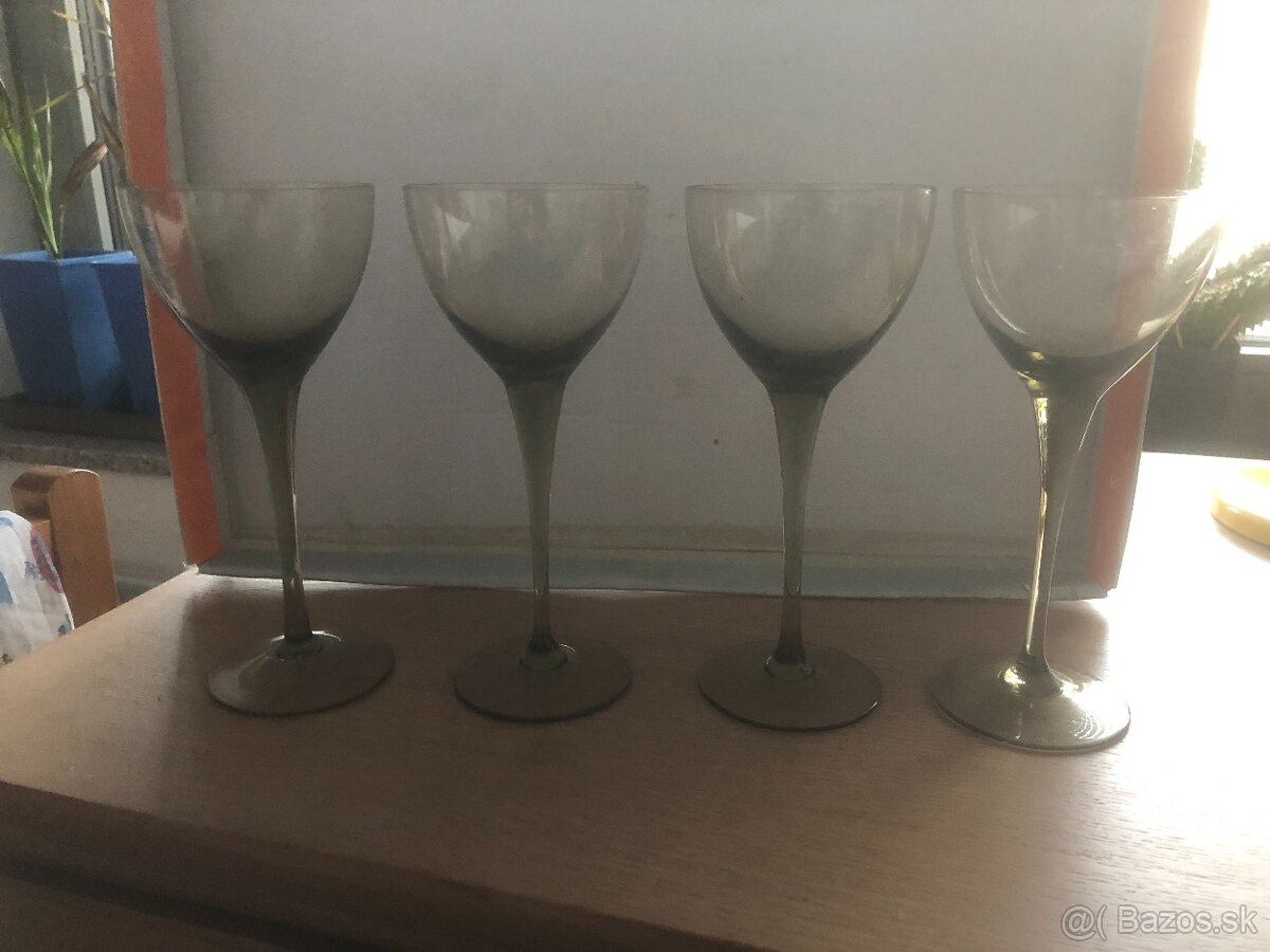 Poháre na víno - 2