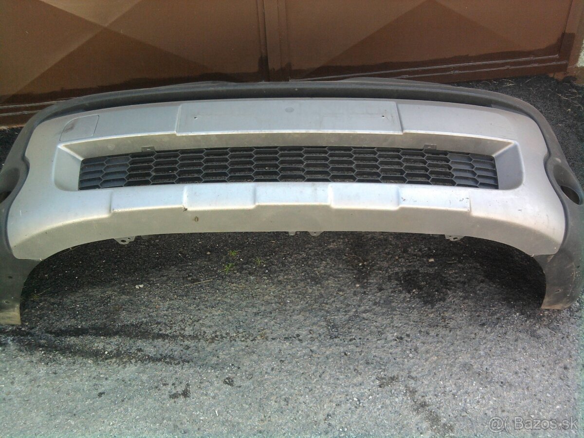 Predam predny naraznik na Renault kango - 2