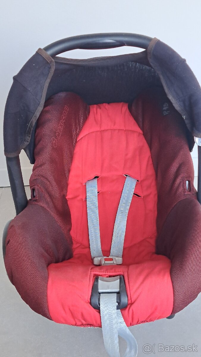 Vajíčko Maxi Cosi červené - 2
