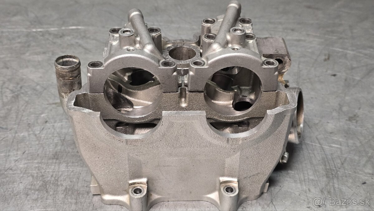 Hlava Yamaha yzf 450 - 2