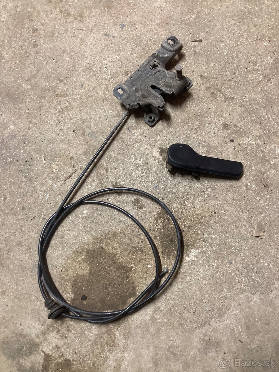 Zámok kapoty fabia 1 - 2