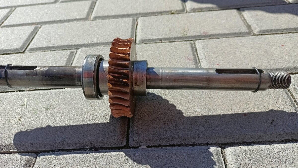 Bronzové kolo k sekacce mf70, mf-70 - 2