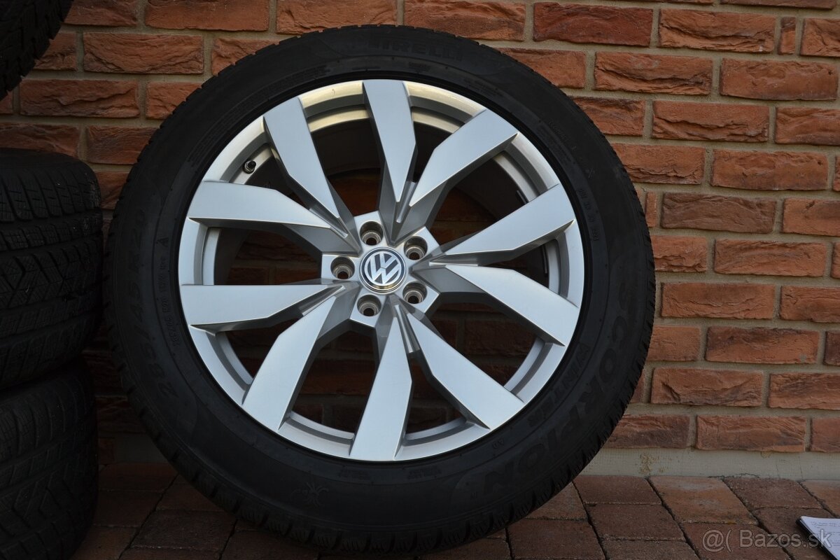 5x112 R20 Zimna sada Org. VW Touareg + 285/45 R20 Pirelli - 2