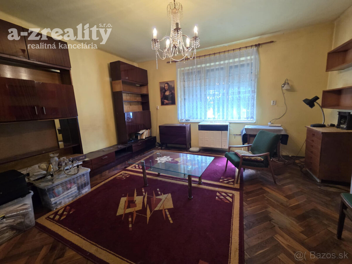 Ponúkame na predaj rod.dom v Nesvadoch - 2