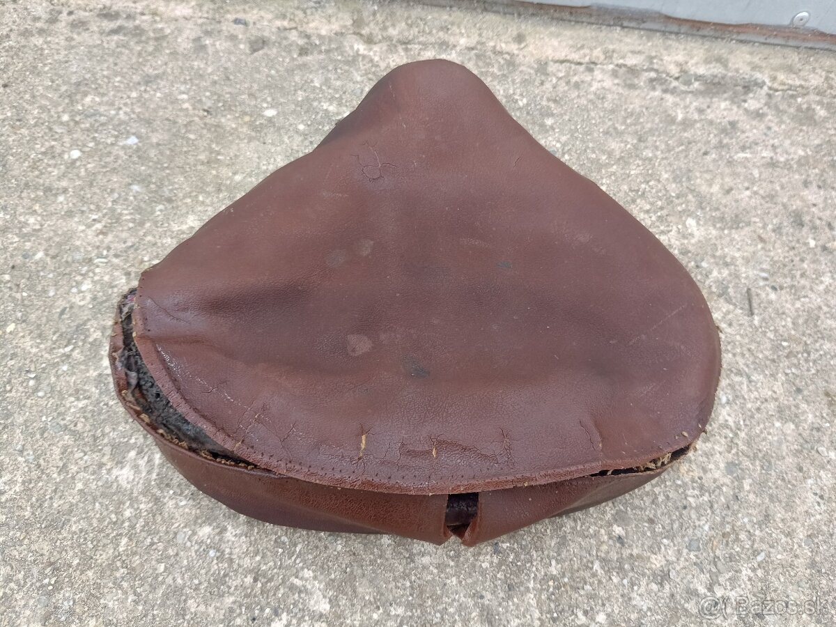 Sedlo Jawa perak / CZ 150C - 2