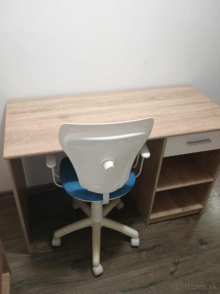 Písací stôl +stolička - 2