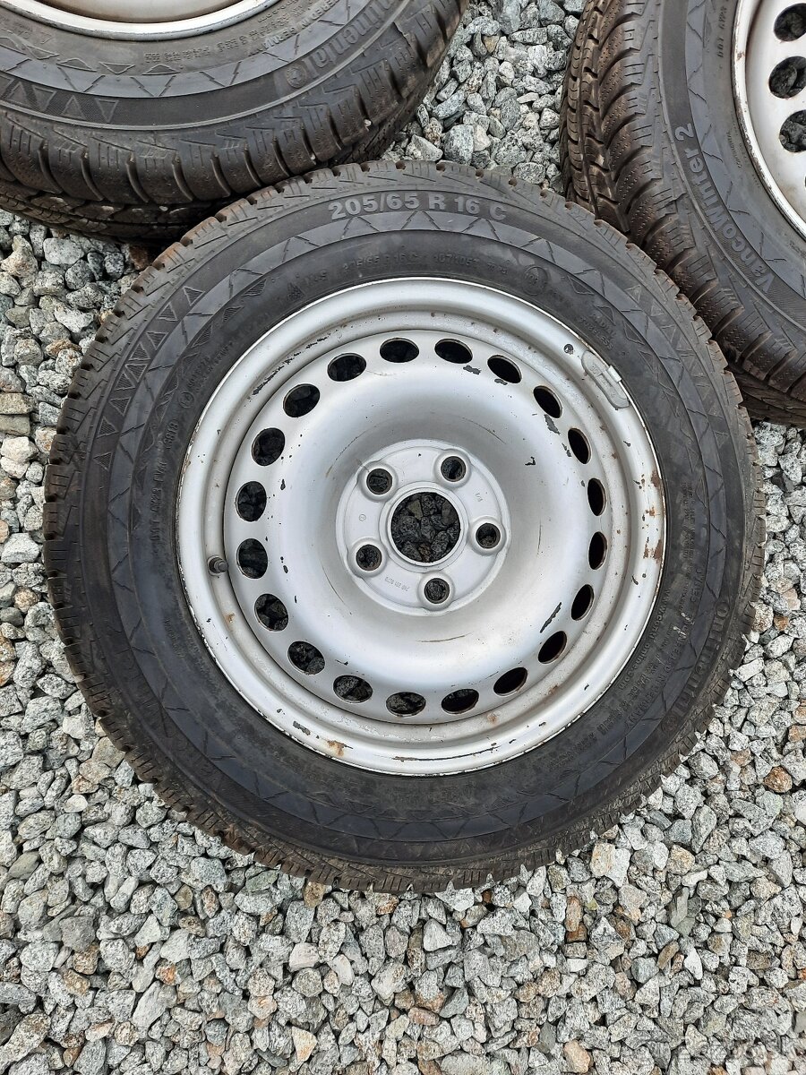 16" zimné kolesá na VW Transporter - 2