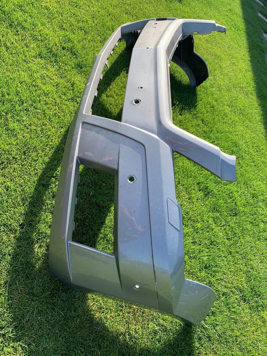 predny naraznik mercedes glk - 2