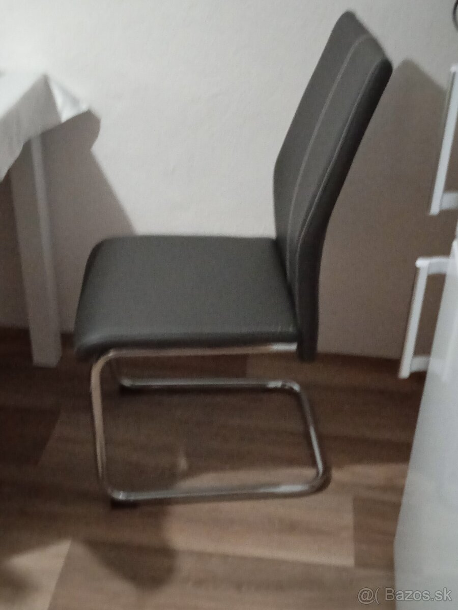 Predám stoličky - 2
