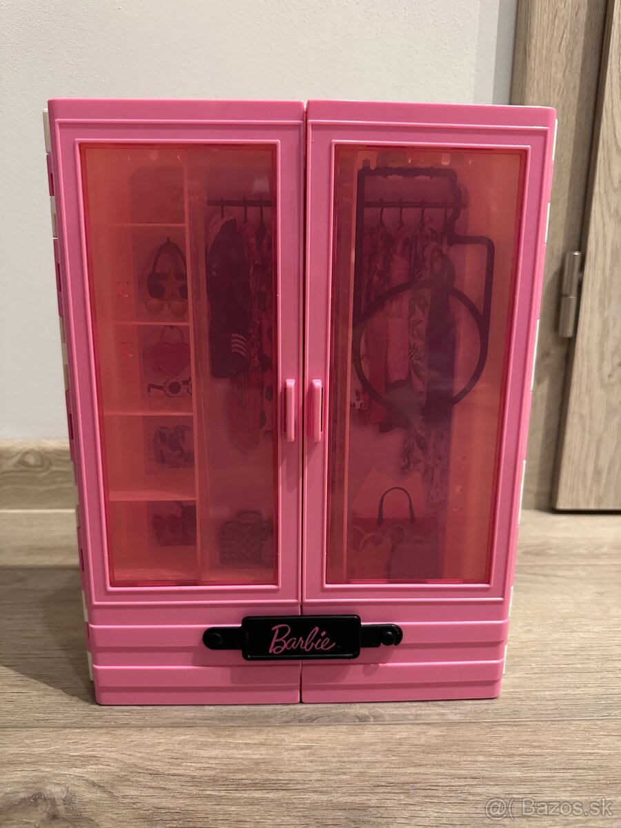 Skriňa pre barbie - 2
