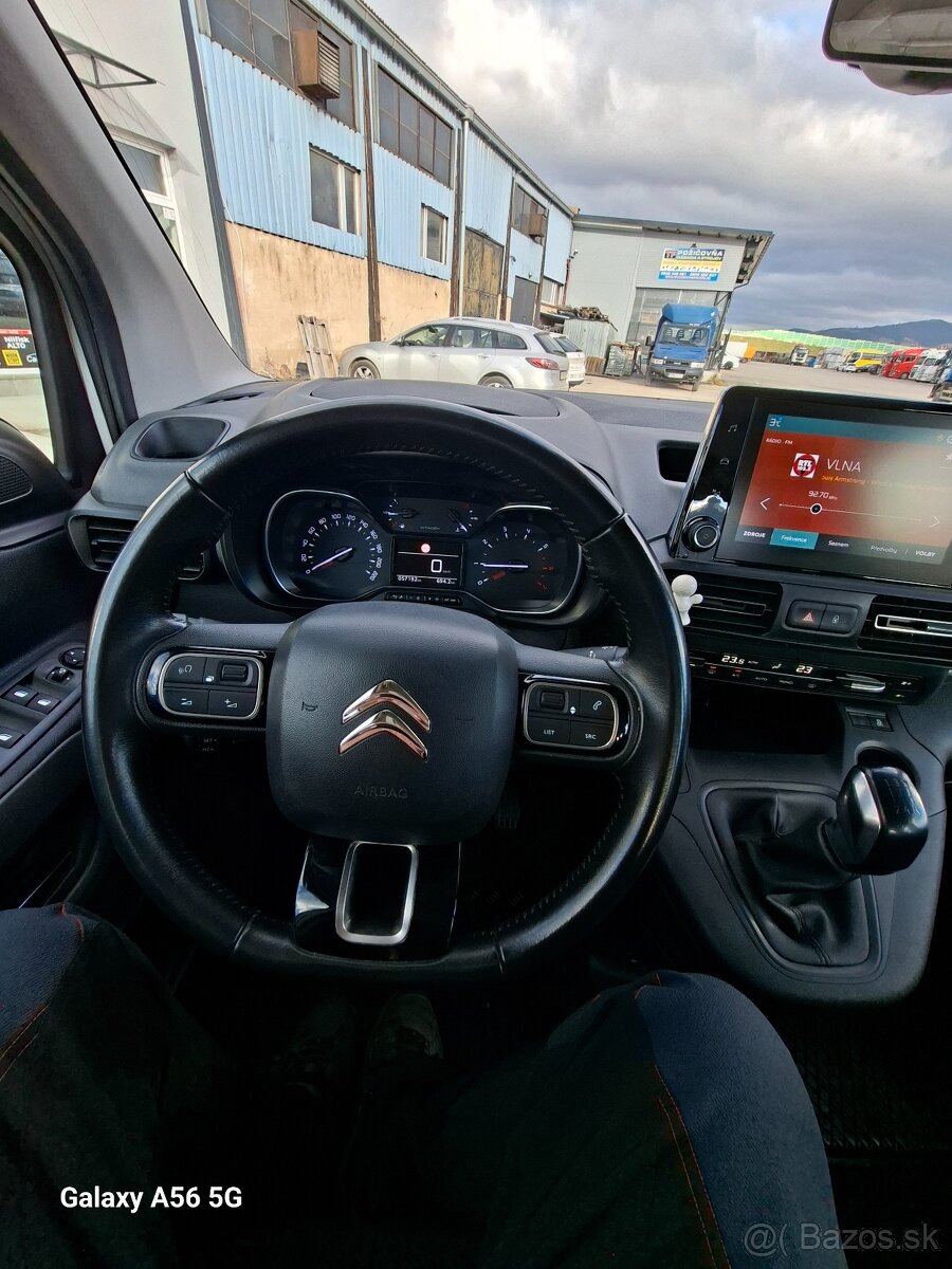 Citroen Berlingo 1.5 diesel 75 kw full výbava - 57 000 km - 2